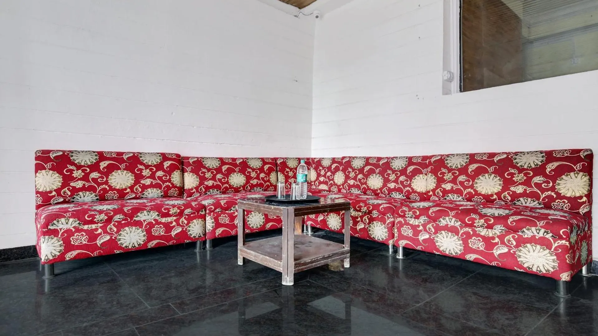Hotel O Radhey Shyam Resort Shimla