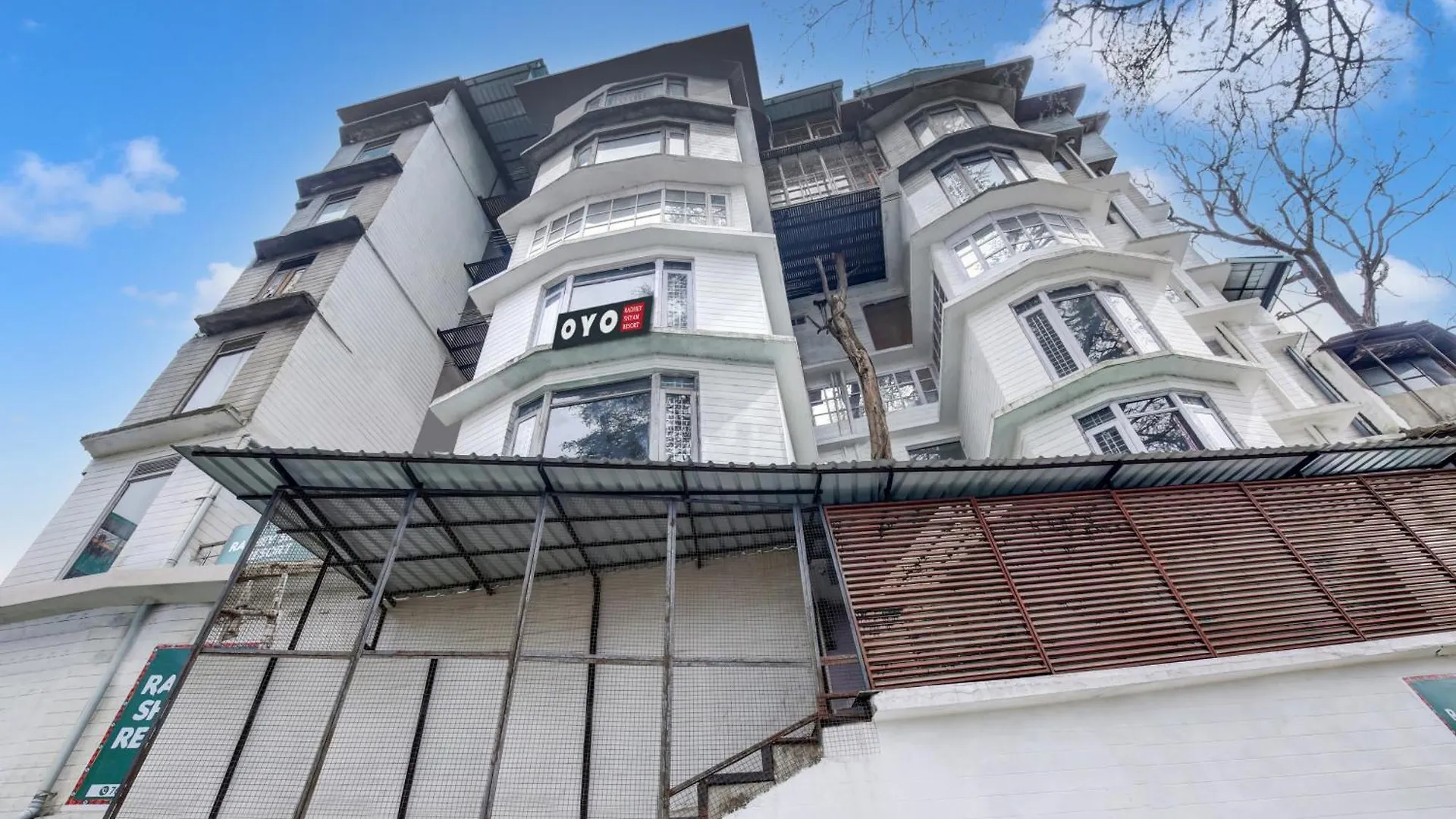 Hotel O Radhey Shyam Resort Shimla Indien