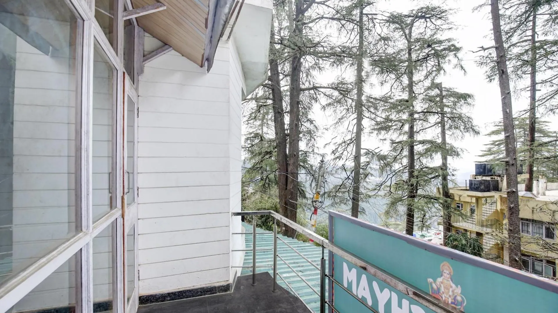 Hotel O Radhey Shyam Resort Shimla 4*,